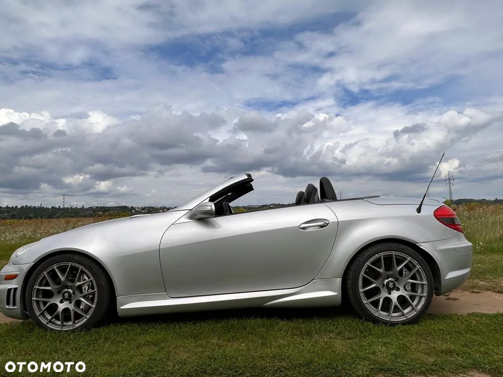 Mercedes-Benz SLK 55 AMG - 1