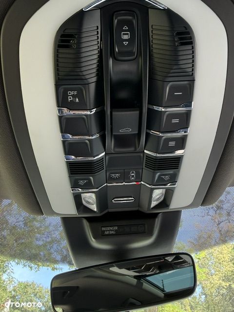 Porsche Macan - 7
