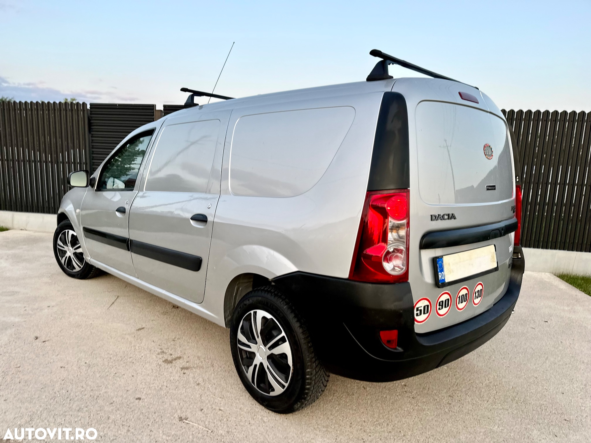 Dacia Logan Van - 4