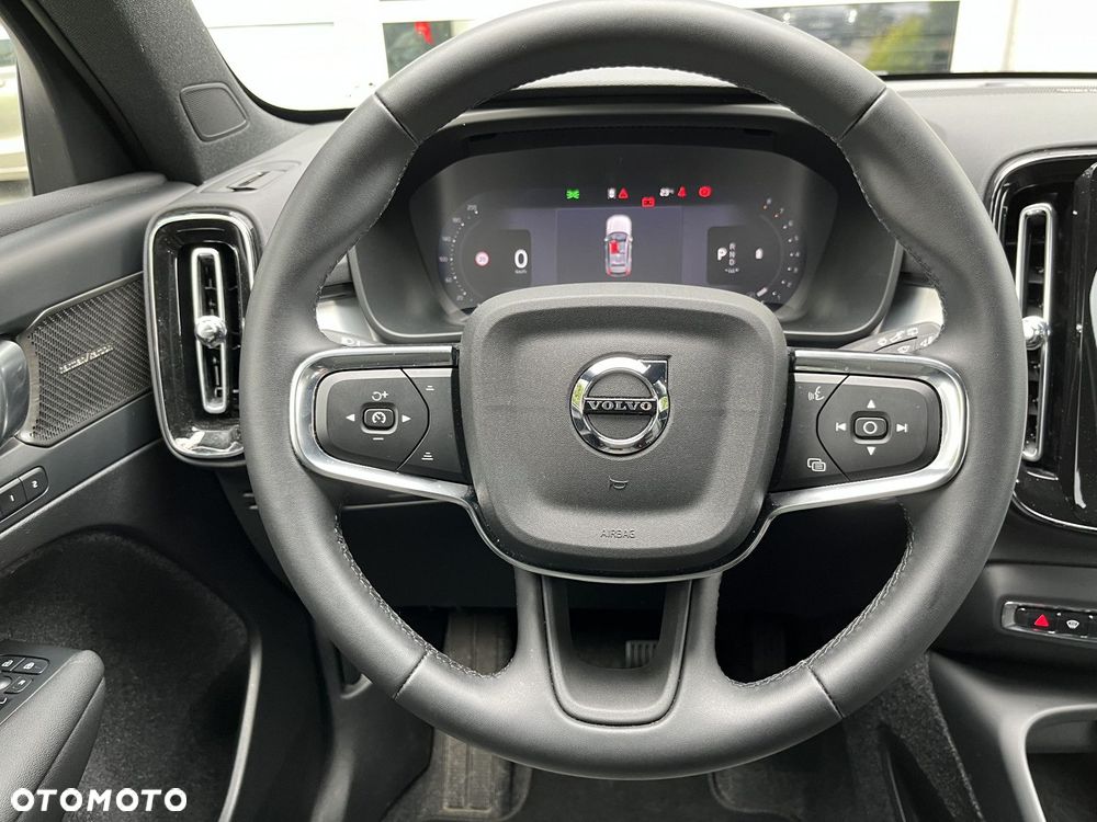 Volvo XC 40 - 16
