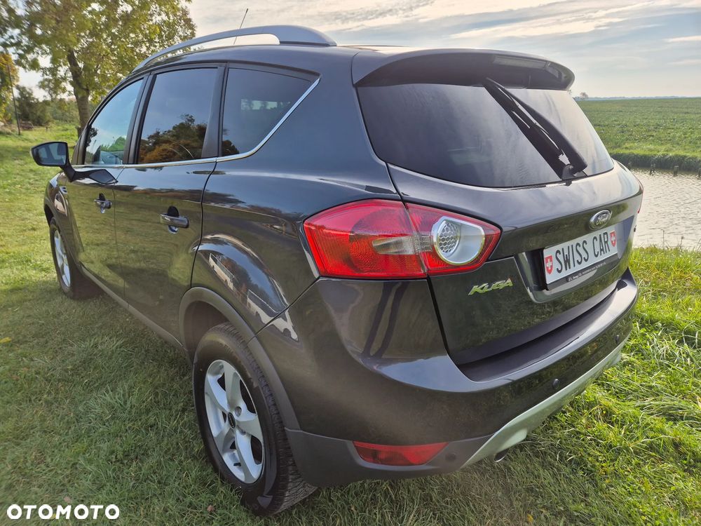 Ford Kuga - 36