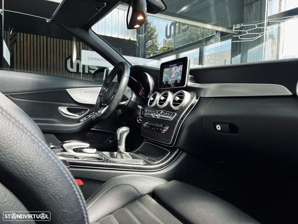 Mercedes-Benz C 220 d Cabrio AMG Line - 23