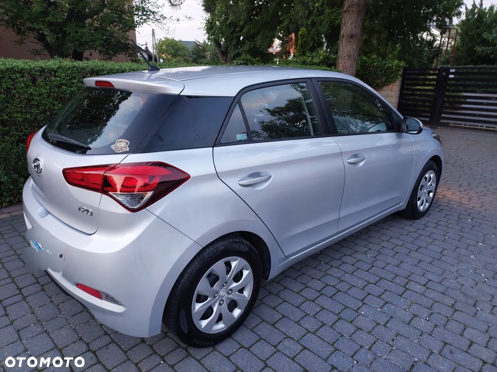Hyundai i20 1.2 BlueDrive Classic + - 9