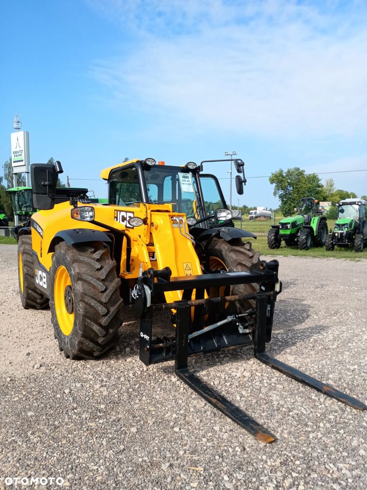 JCB Ładowarka teleskopowa JCB 530-60 AGRI SUPER - 4