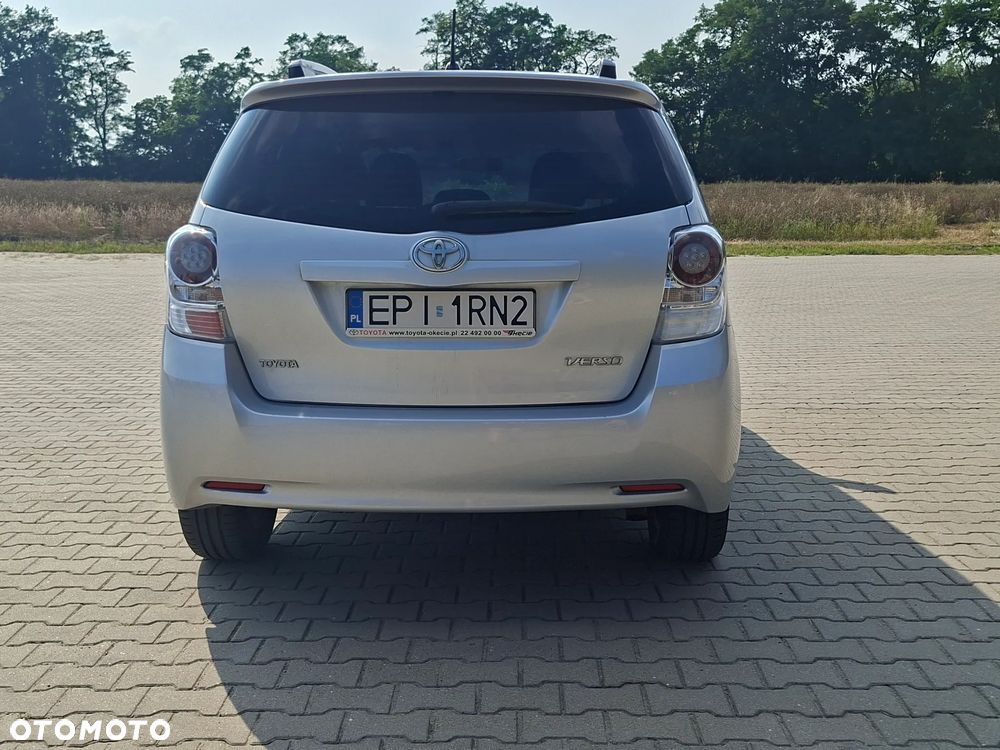 Toyota Verso 2.0 D-4D Sol plus - 6