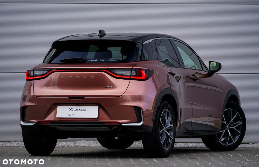 Lexus LBX 1.5 Hybrid Emotion - 6
