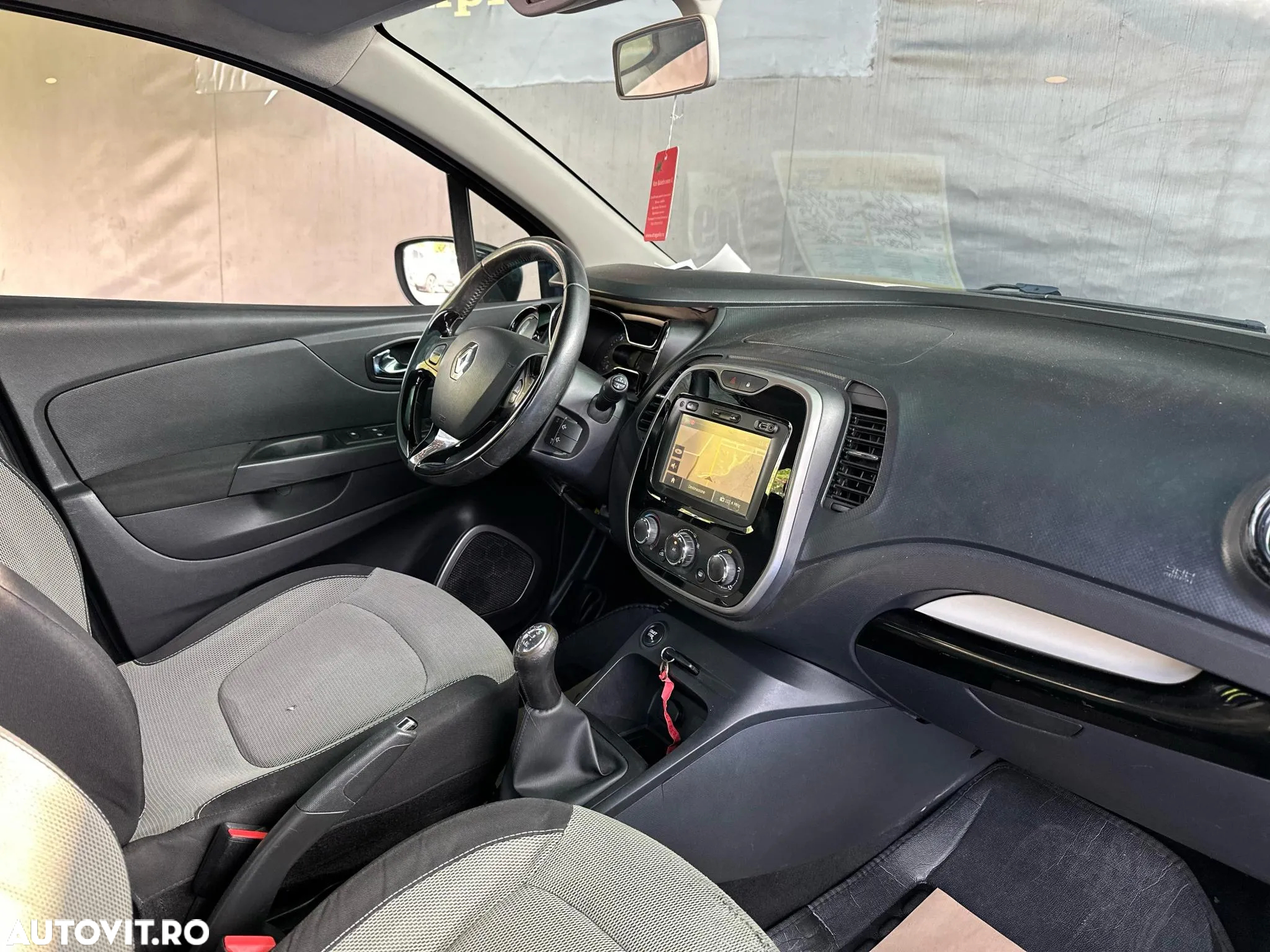 Renault Captur - 6
