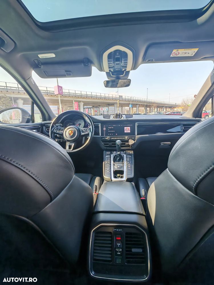 Porsche Macan - 12