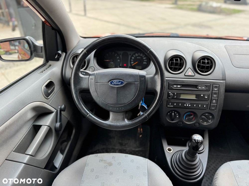 Ford Fiesta - 13