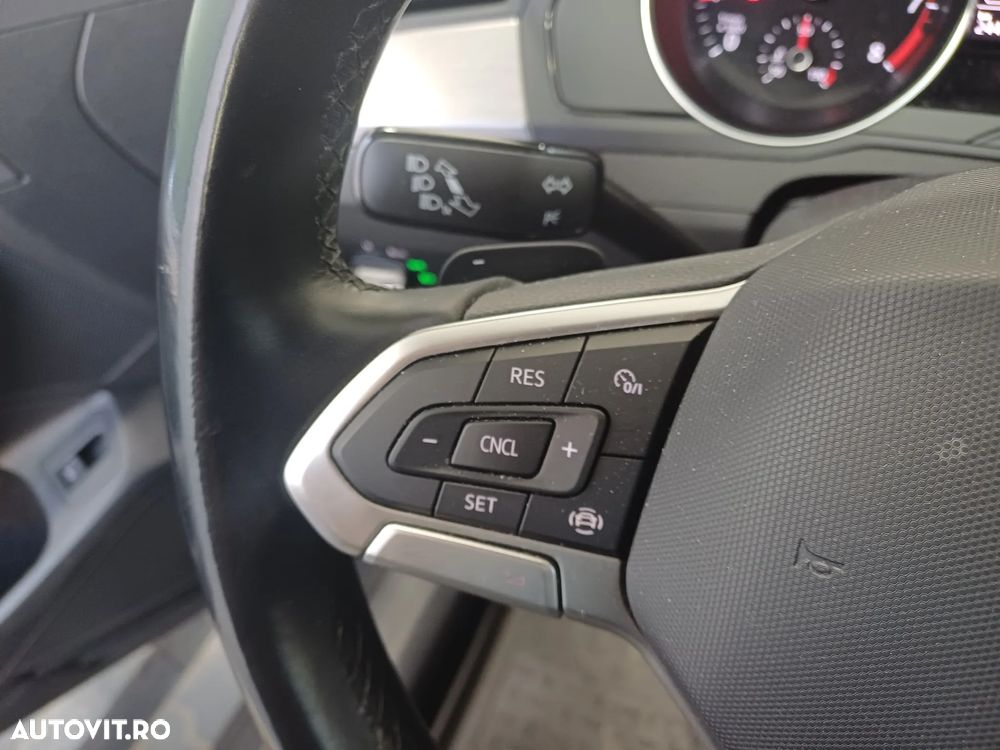 Volkswagen Passat 1.5 TSI ACT DSG Trendline - 10