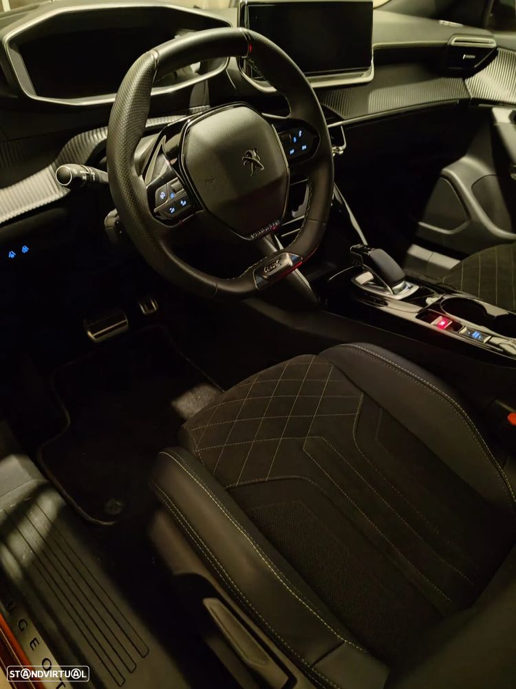 Peugeot e-2008 GT - 9