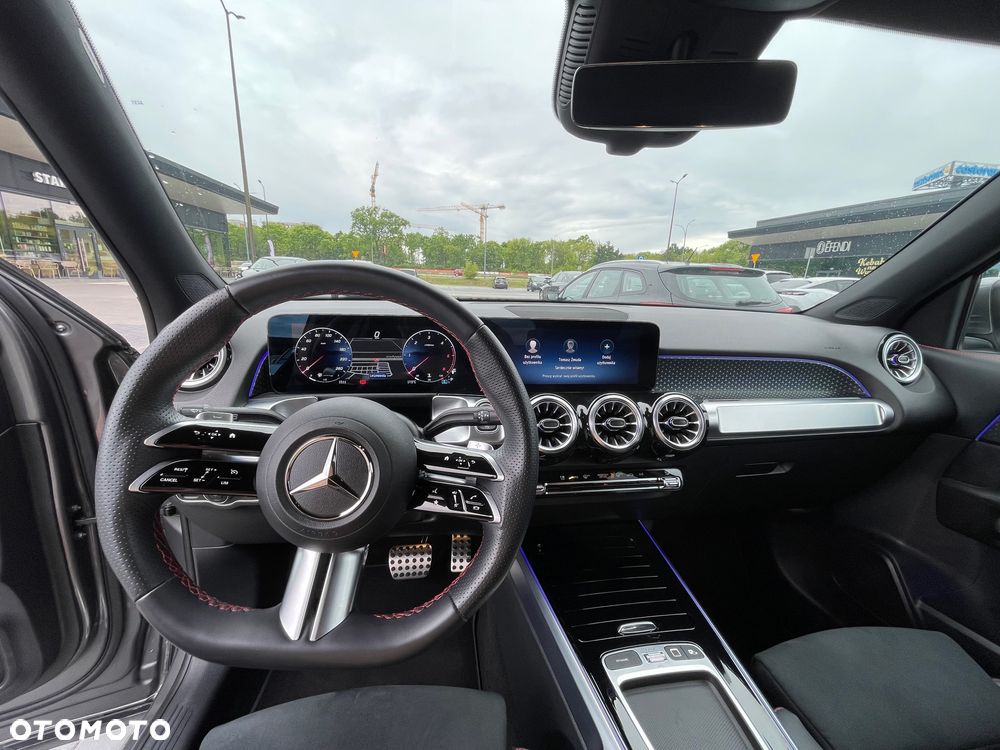 Mercedes-Benz GLB 200 d AMG Line 8G-DCT - 10