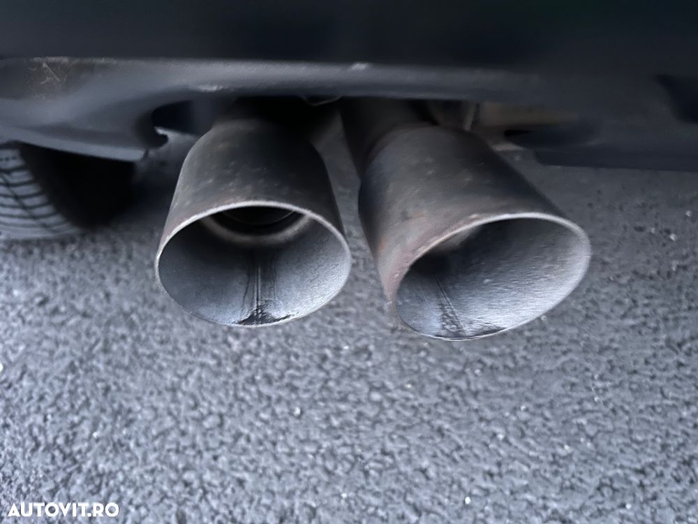 Volkswagen Tiguan 2.0 TDI 4Motion BMT Sport & Style - 3