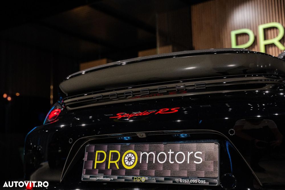 Porsche Boxster 718 Spyder RS - 16