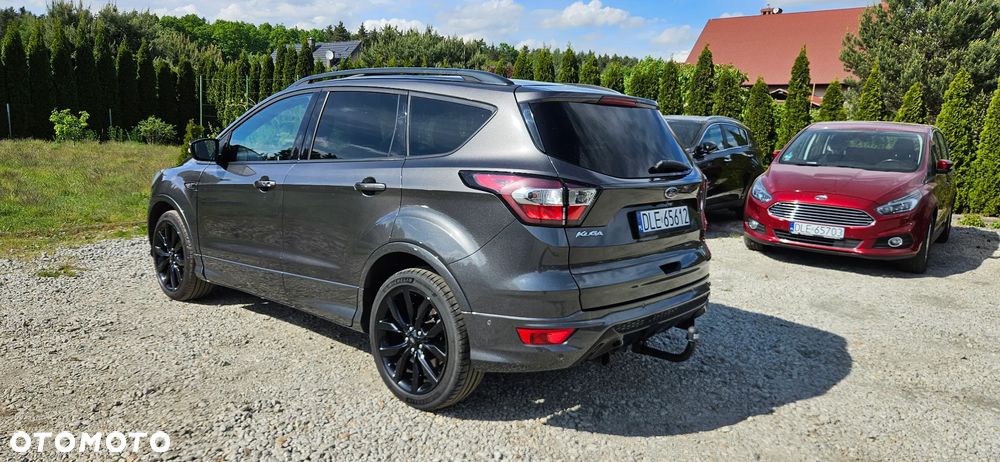 Ford Kuga 2.0 TDCi 2x4 ST-Line - 10