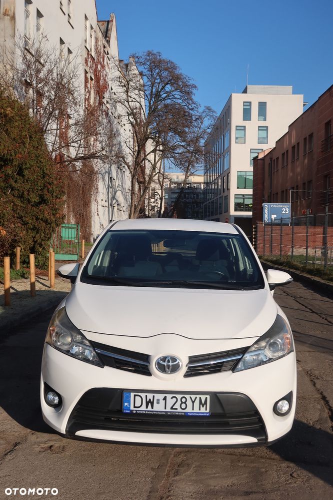 Toyota Verso - 1