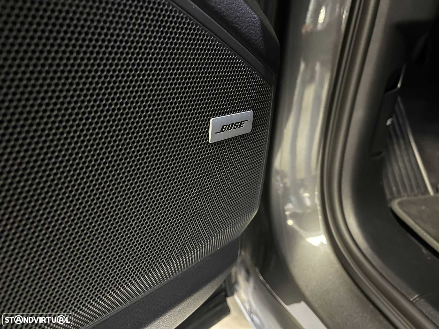 Porsche Cayenne Platinum Edition - 9