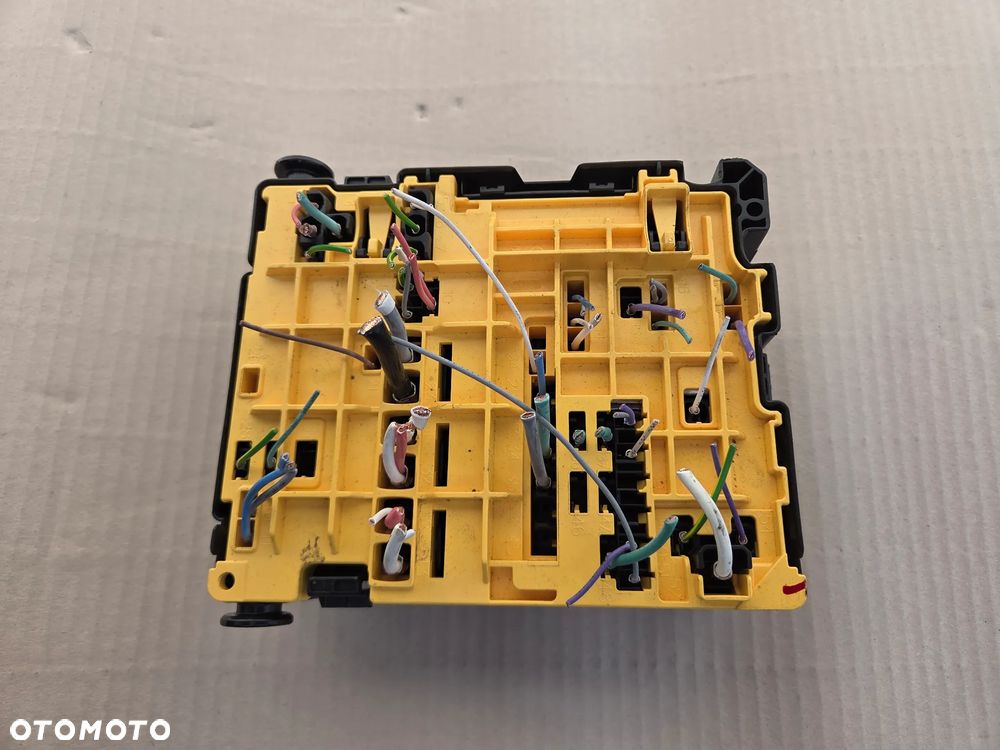 Moduł sterownik BSI Citroen C3 III 1.2 B   9804848480 - 2