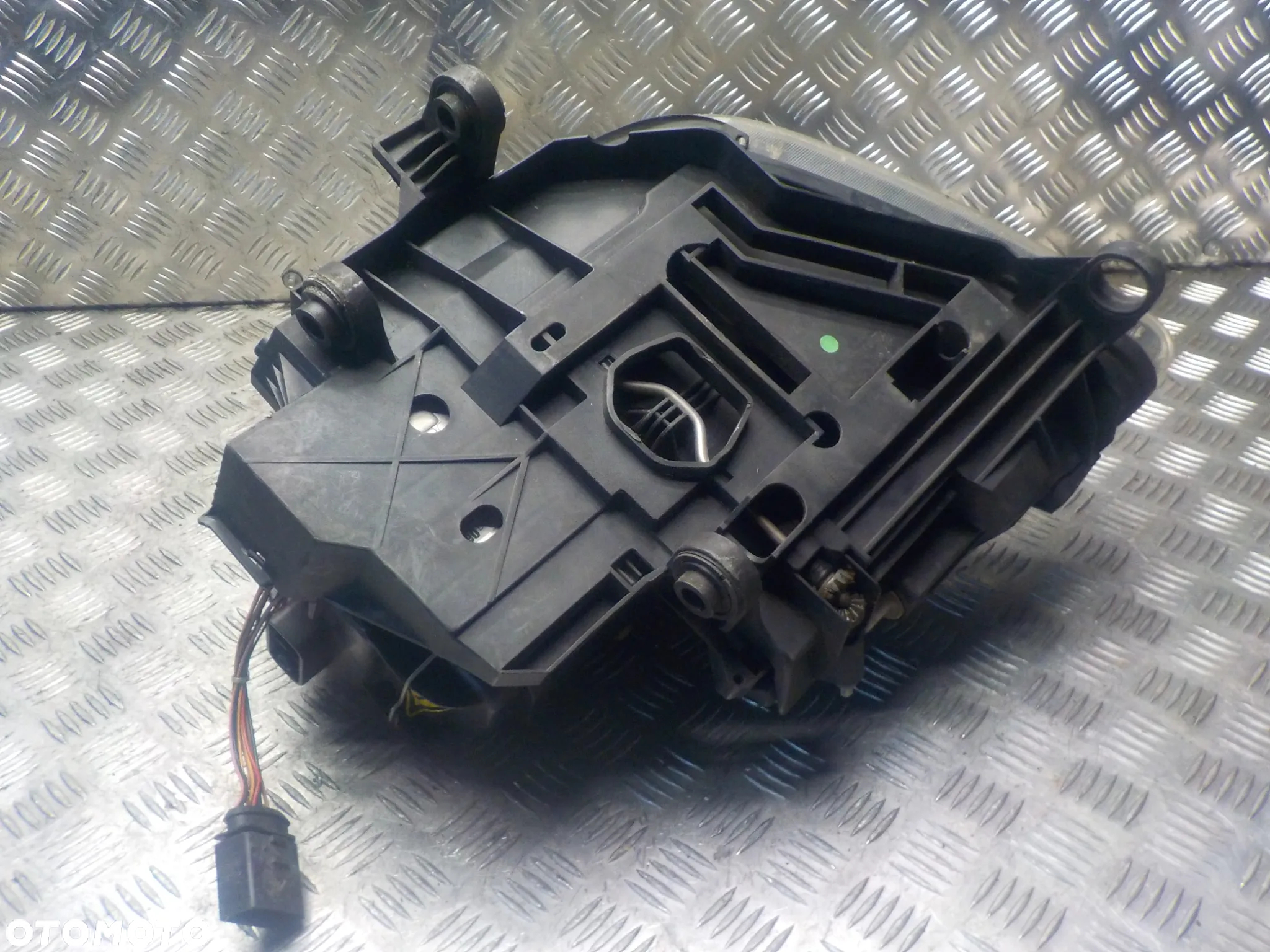 PORSCHE CAYENNE I XENON LAMPA PRAWY PRZÓD - 3