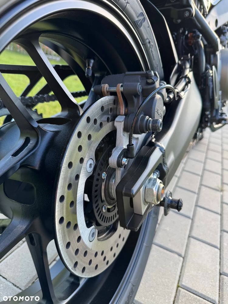 Yamaha XSR - 35