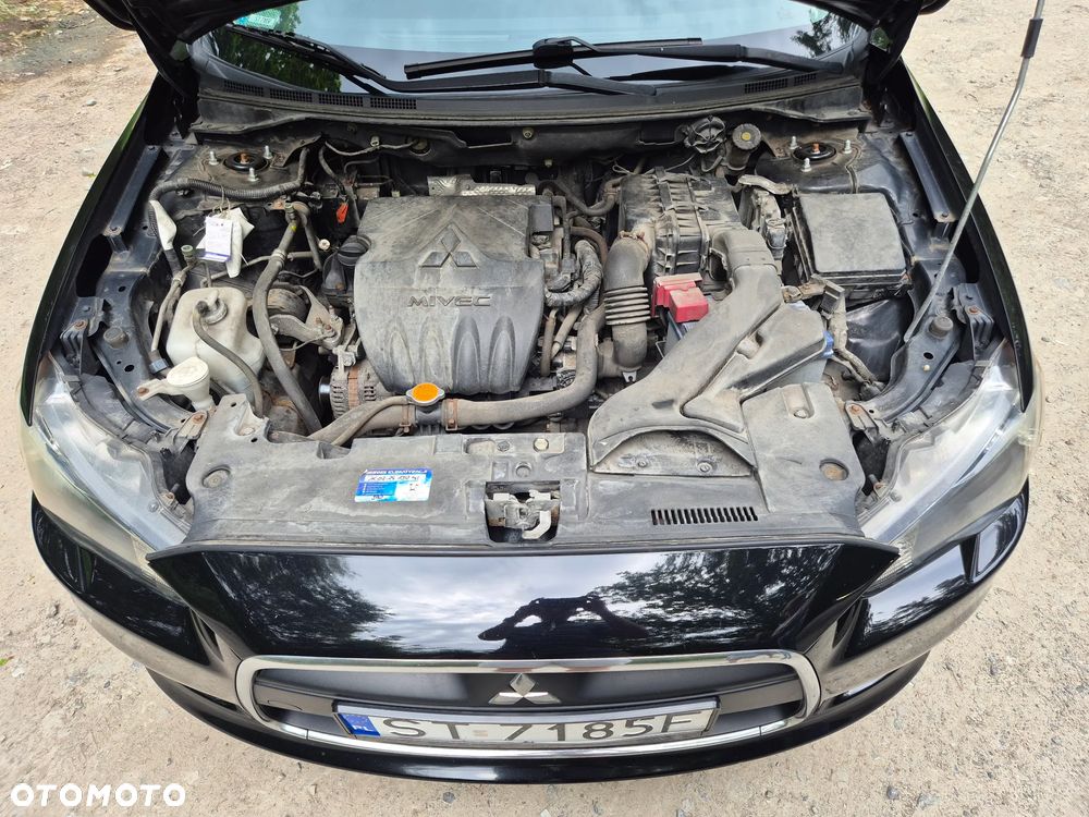 Mitsubishi Lancer 1.5 Invite - 10
