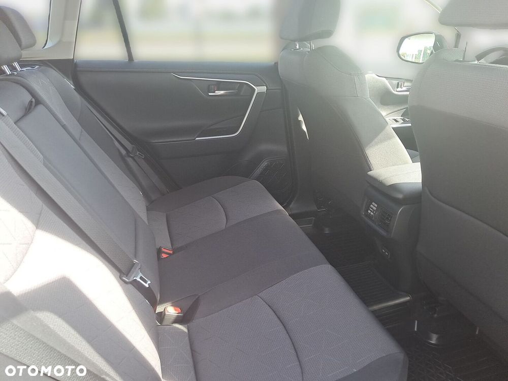 Toyota RAV4 - 12