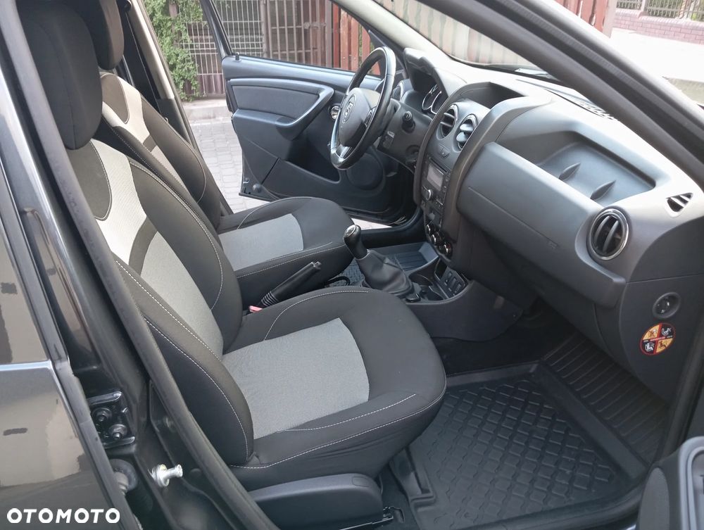 Dacia Duster 1.6 SCe Laureate S&S - 5