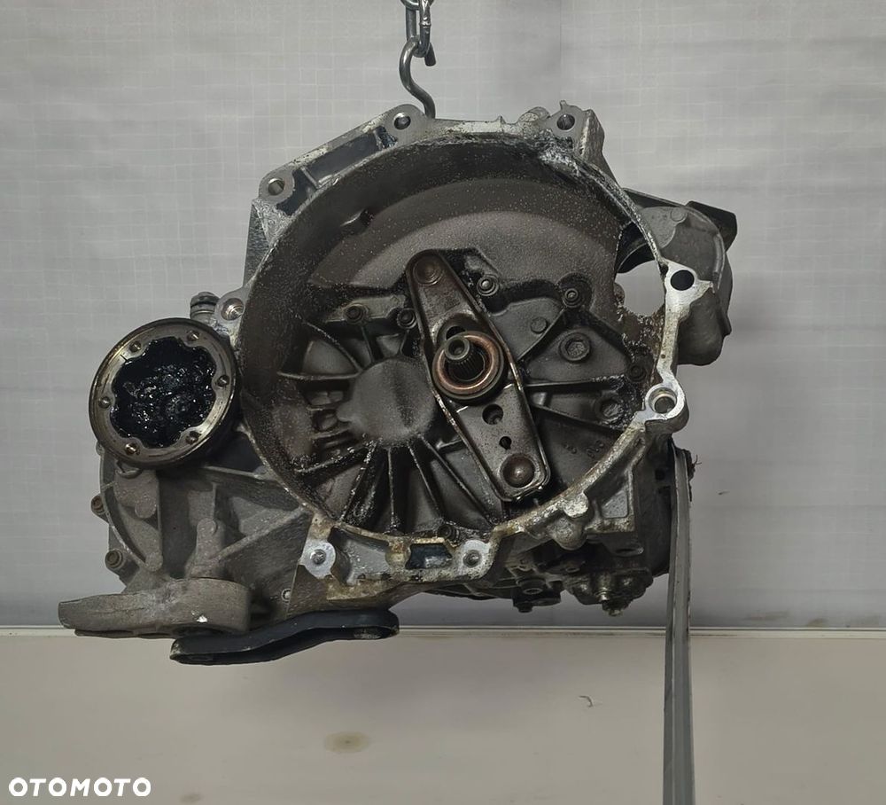 Manualna skrzynia biegów LHY 6-biegowa Audi VW Skoda Seat 1.4 TSI - 1