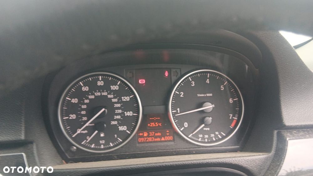 BMW Seria 3 320i Edition Exclusive - 9