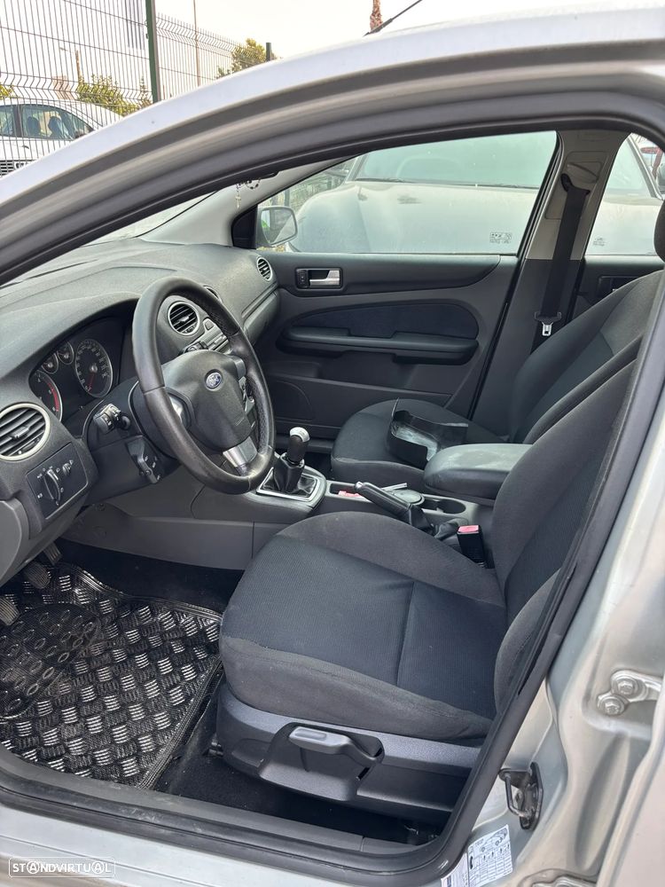 Ford Focus - 16