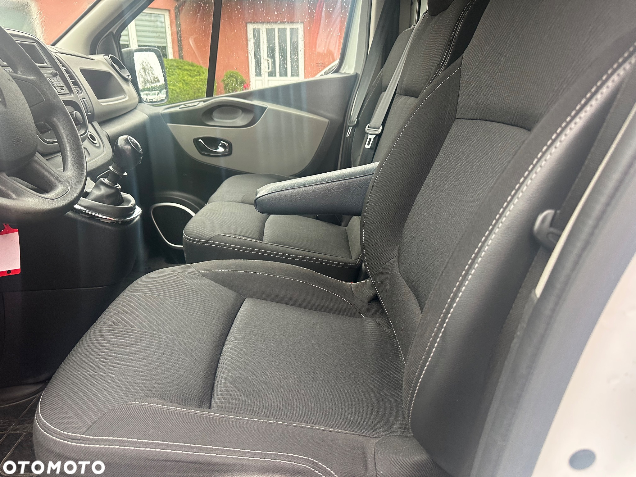 Renault Trafic - 13