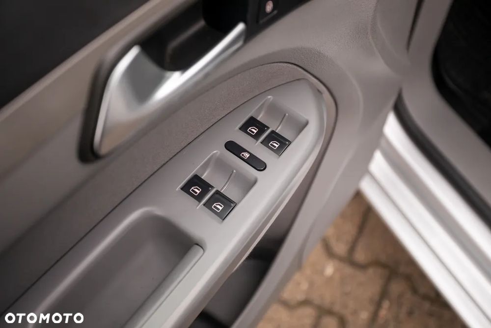 Volkswagen Touran 1.4 TSI Comfortline - 20