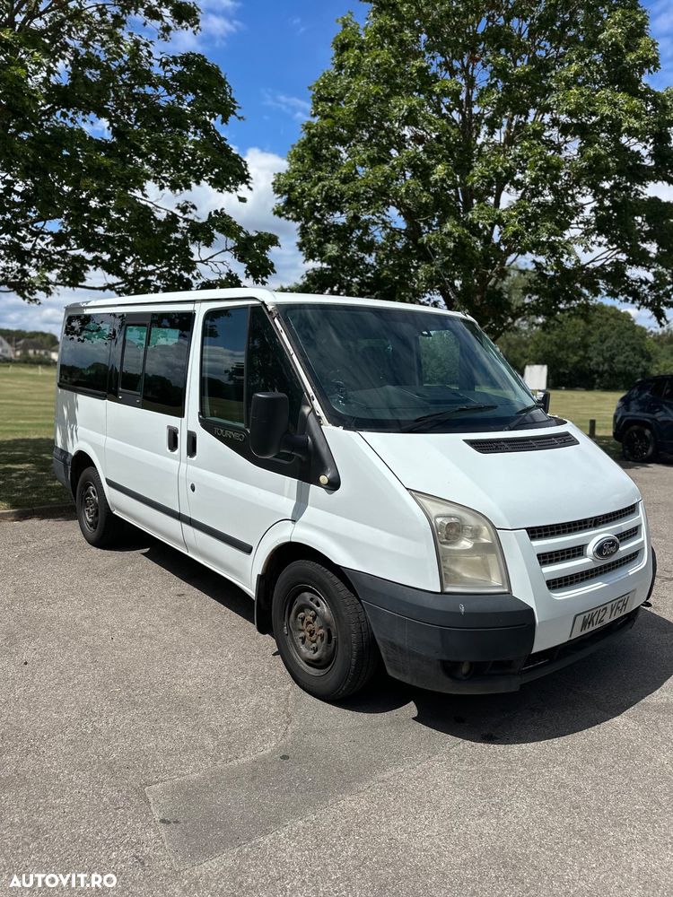 Ford Transit Turneo - 5