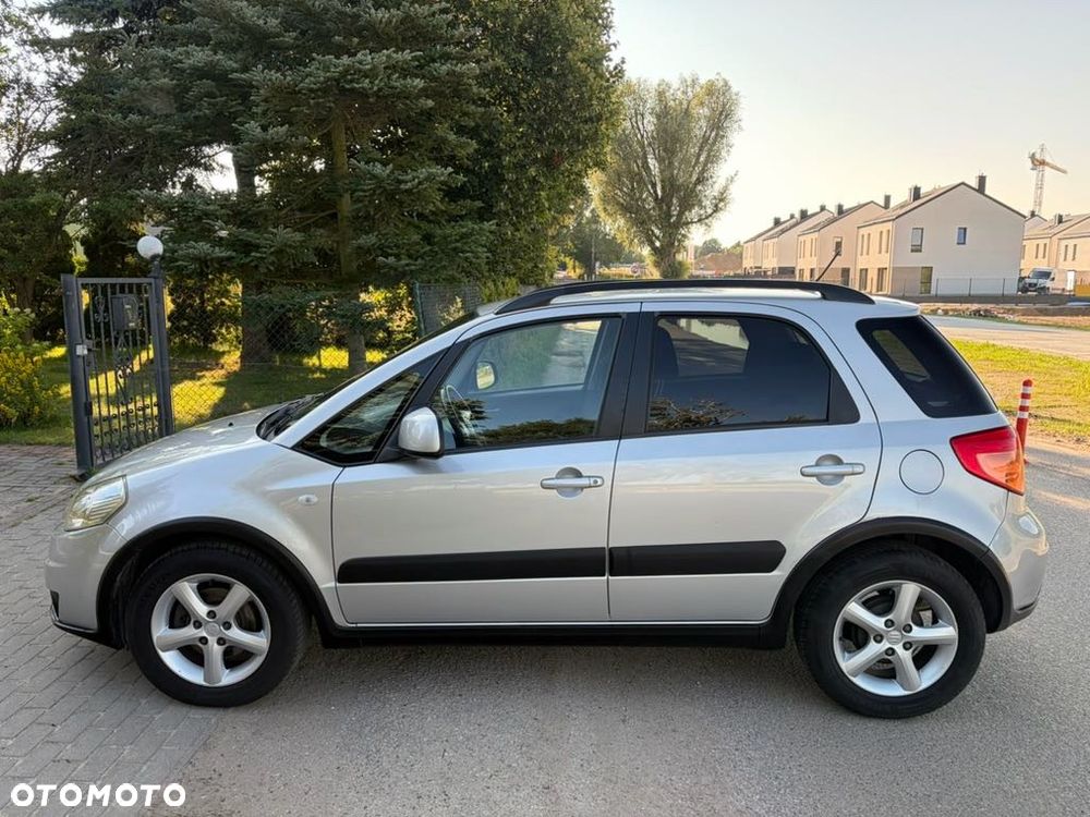 Suzuki SX4 1.6 VVT 4x2 Comfort - 10