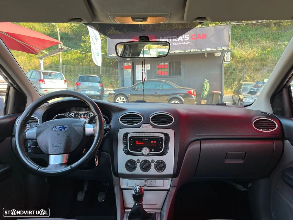 Ford Focus SW 1.6 TDCi S - 16