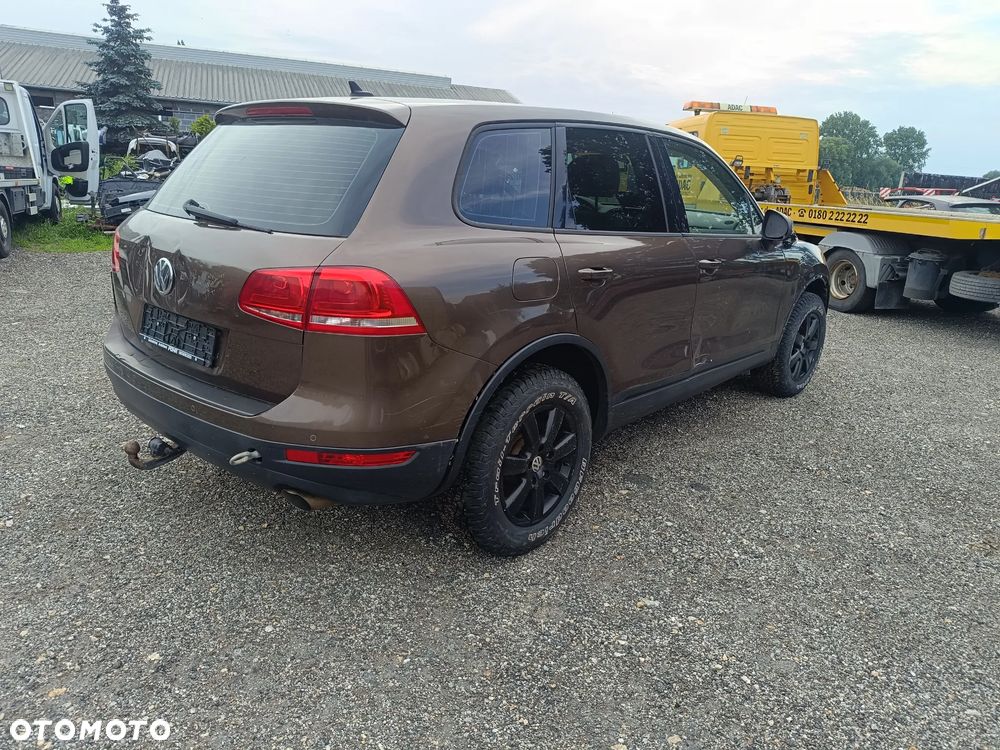Volkswagen Touareg 3.0 V6 TDI DPF Automatik Individual - 4