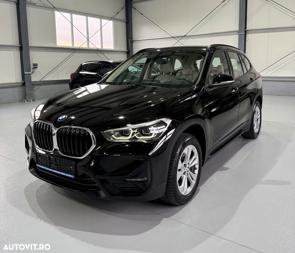 BMW X1 sDrive18d Aut. Sport Line - 3