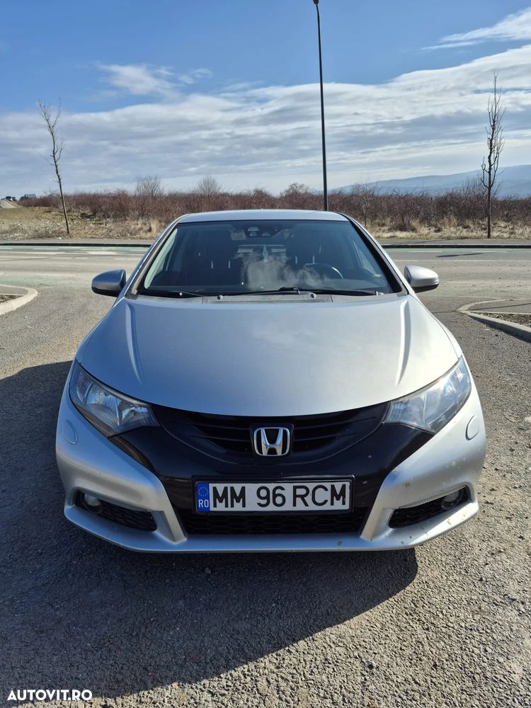 Honda Civic 1.6 i-DTEC MT Elegance - 9