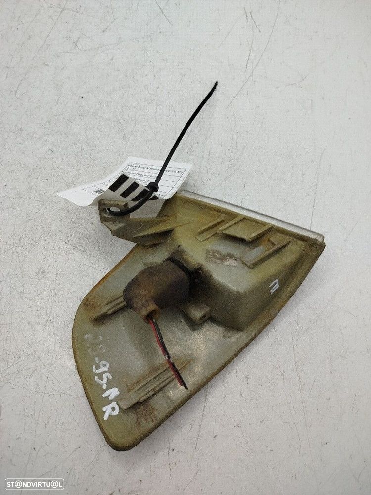 Farolim De Pisca Frente Esq Honda Civic Iv Hatchback (Ec, Ed, Ee) - 2