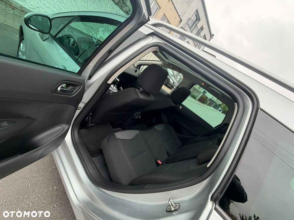 Peugeot 308 - 16