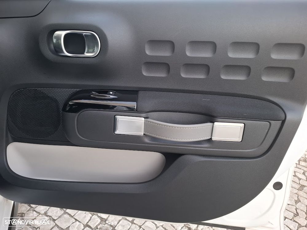 Citroën C3 Pure Tech S&S Shine Pack - 42