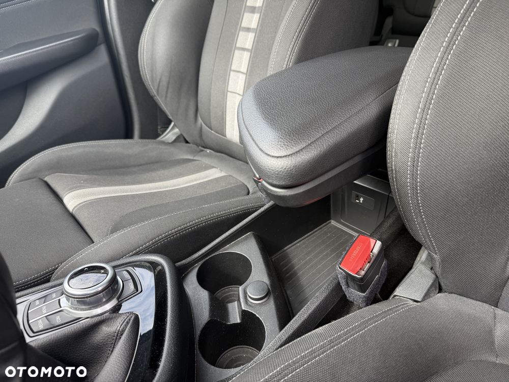 BMW Seria 2 218d GT Sport Line - 31