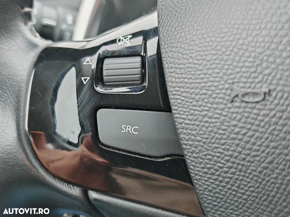 Peugeot 308 1.2 L PureTech Turbo S&S Active Aut. - 20