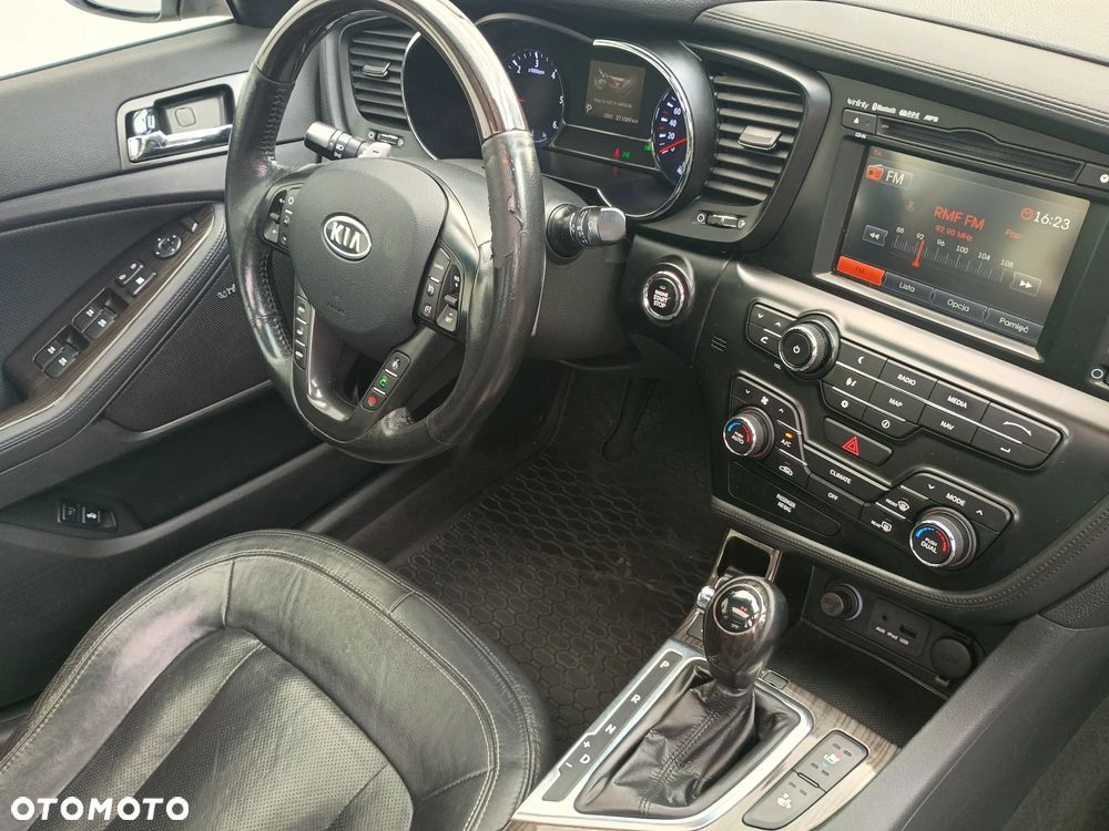 Kia Optima - 17