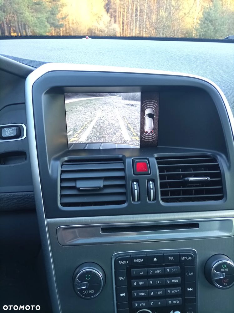 Volvo XC 60 D5 AWD Summum - 13