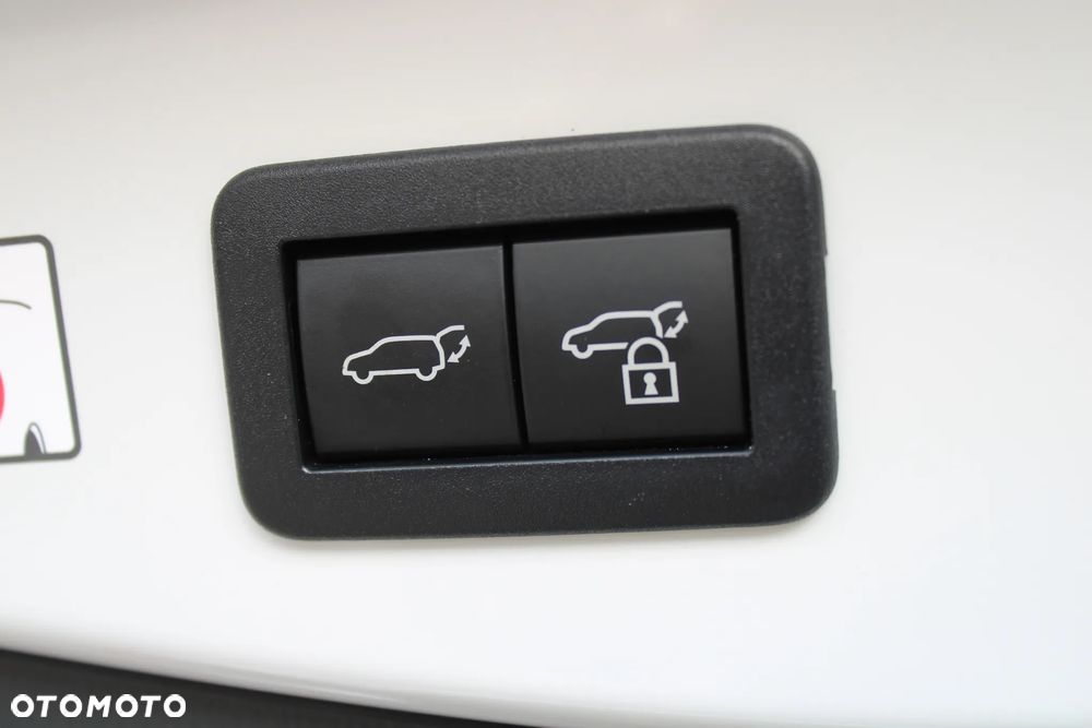 Toyota C-HR 1.8 Hybrid Executive - 23