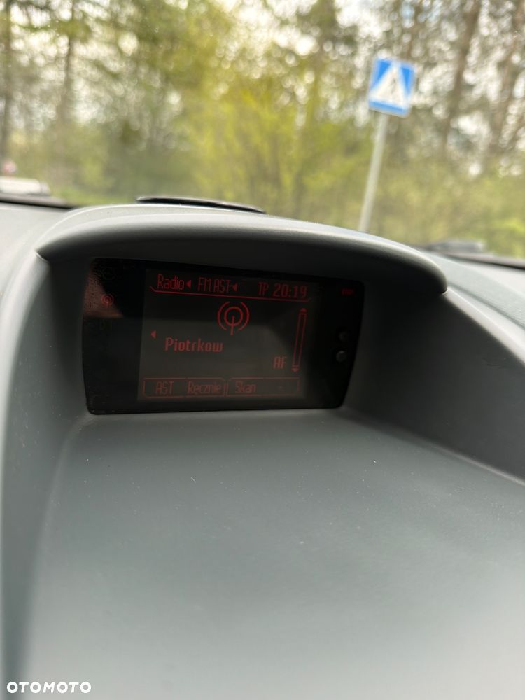 Ford Fiesta 1.6 Ti-VCT Titanium - 37