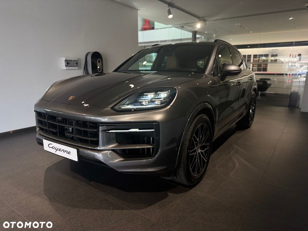 Porsche Cayenne - 2