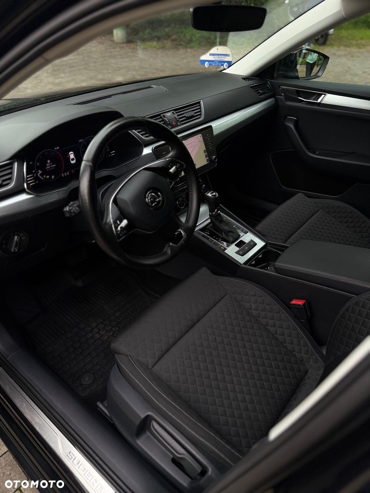 Skoda Superb 2.0 TDI SCR 4x4 Style DSG - 14