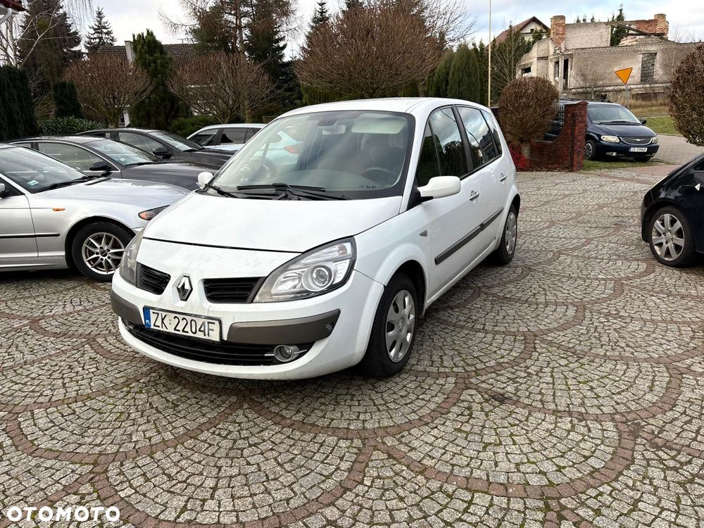 Renault Scenic 1.5 dCi FAP Avantage - 1